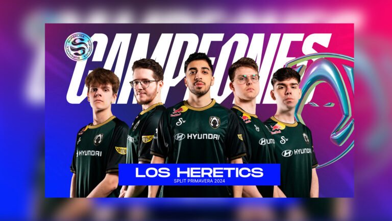 Imagen de los jugadores del equipo de Heretics como campeones de Superliga