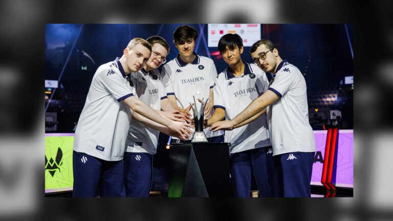 Imagen de los jugadores de BDS Academy tras ganar el título del EMEA Masters 2024