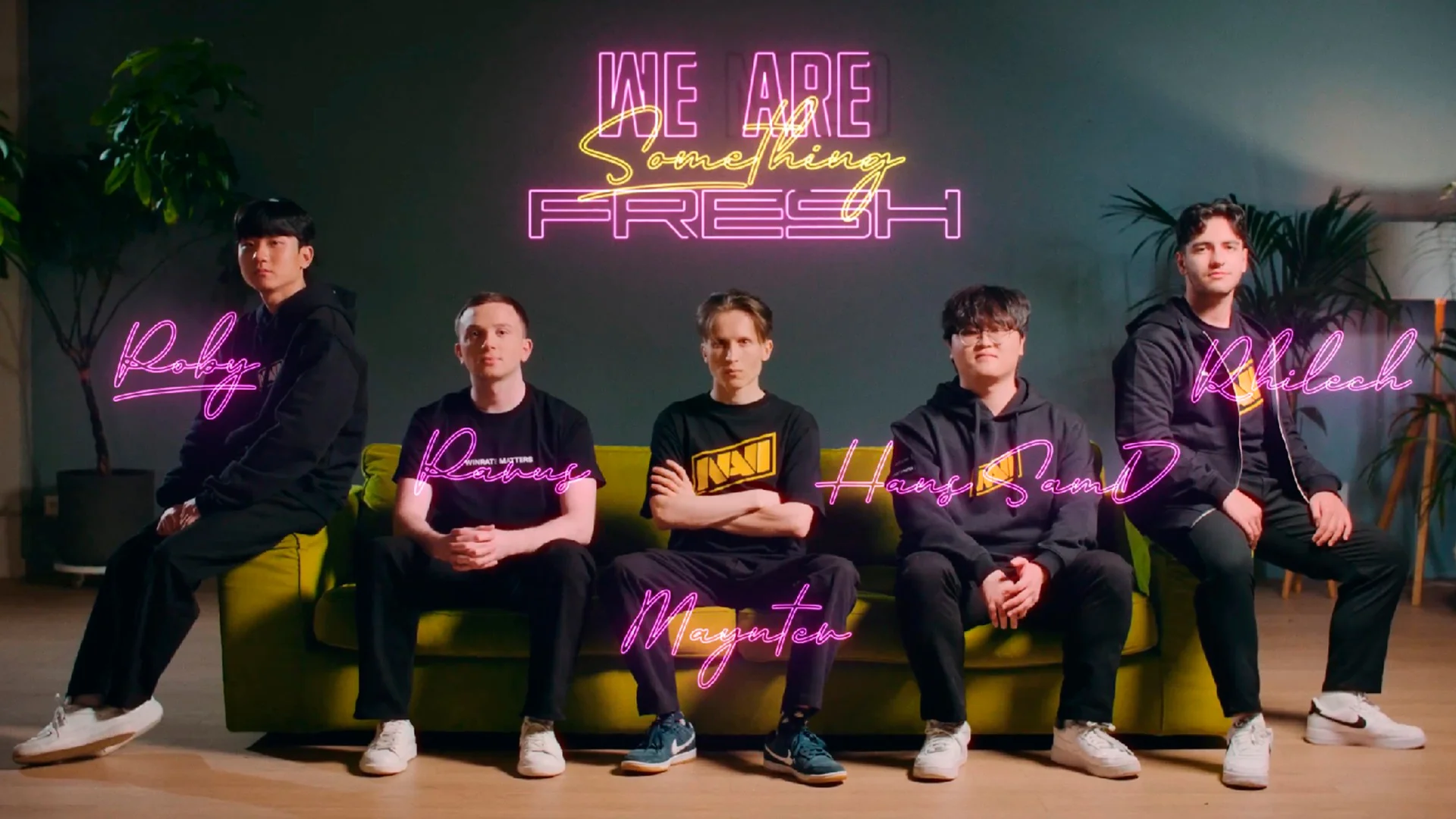 Imagen del roster de NAVI para la Jornada 1 de la LEC Versus