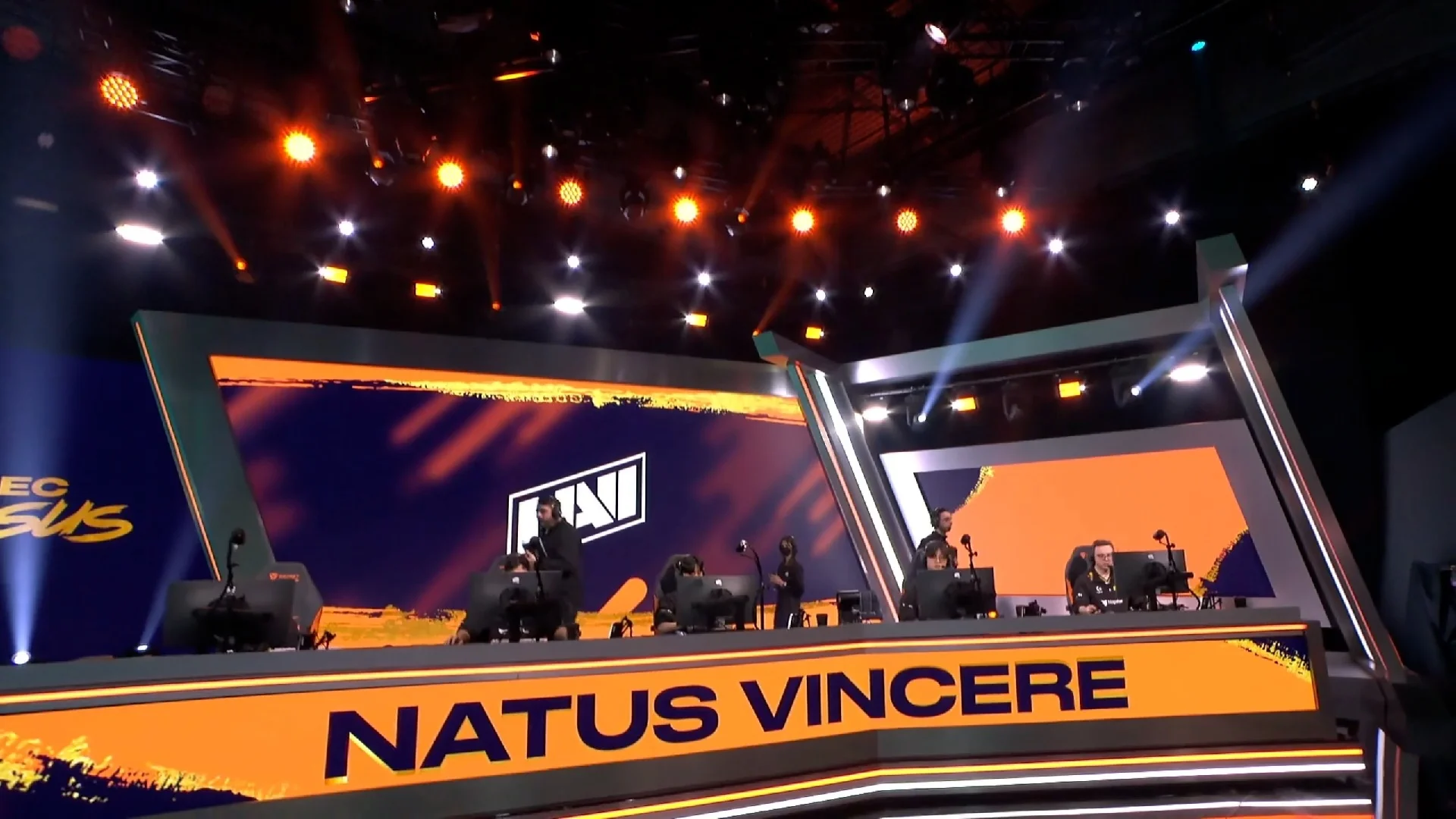 Imagen del roster de LR para la Jornada 9 de la LEC Versus